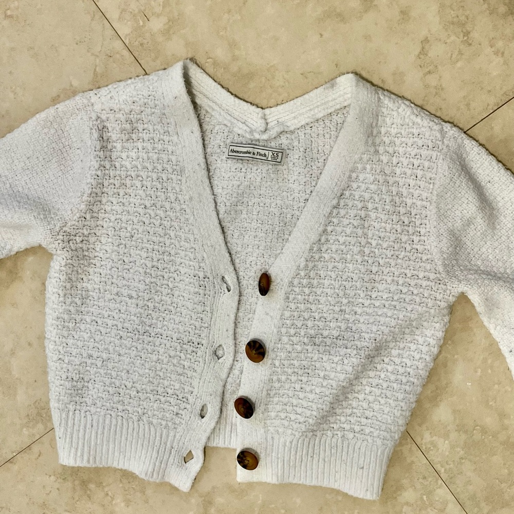 Abercrombie & Fitch Women's Cropped White Sweater Cardigan